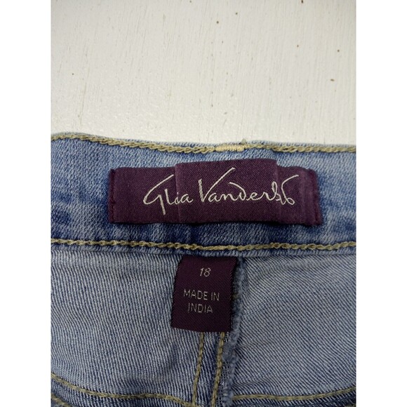 Gloria Vanderbilt Women's Light Wash Blue Denim Straight Leg Jeans Size 18 Stret - Picture 4 of 5